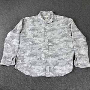 Club Monaco Camo Slim Fit Japanese Fabric Button
Up Shirt Men’s Size Large.